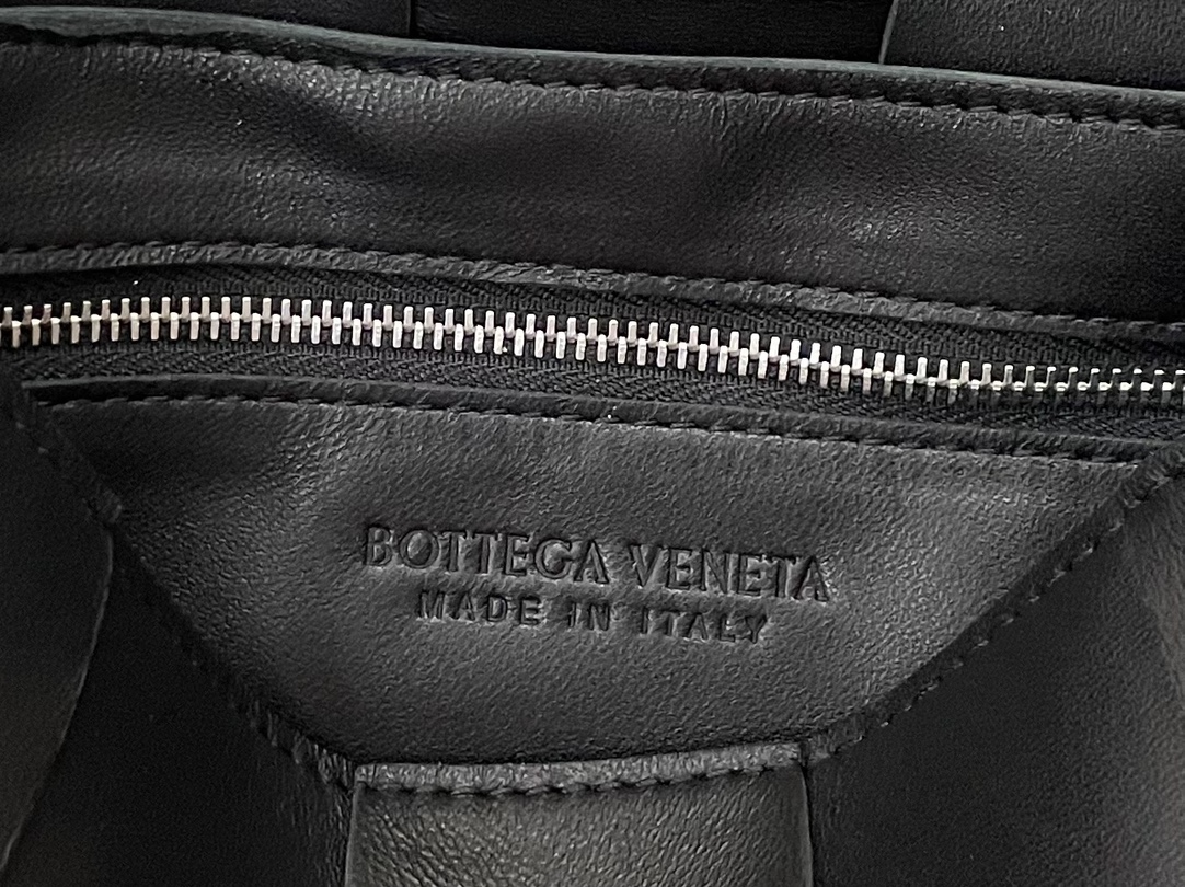 보테가베네타-레플리카-카세트백-578004-블랙-명품 레플리카 미러 SA급